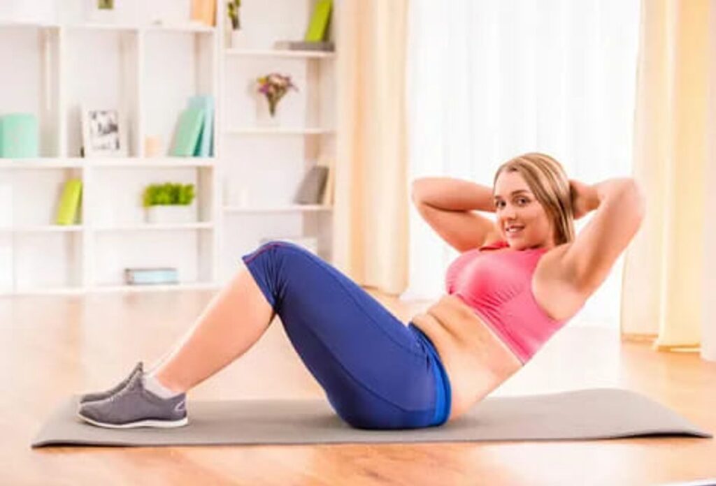 6 alongamentos simples para aliviar a dor lombar