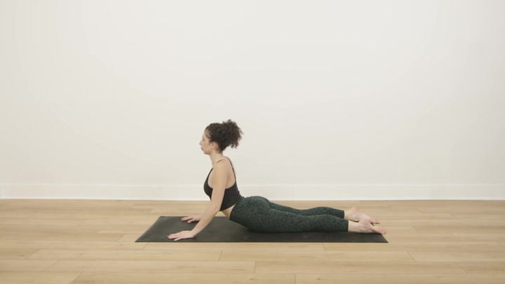 Posturas de yoga para aliviar dores nas costas rapidamente